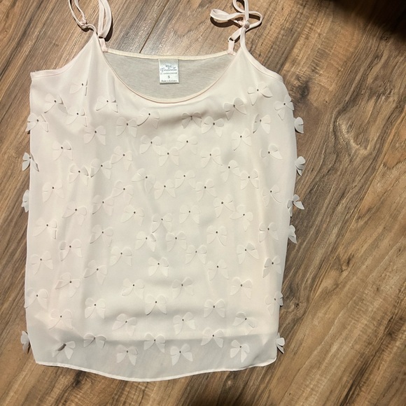 Chic Light Pink LC Cinderella Camisole with Bow Accents - Picture 1 of 3